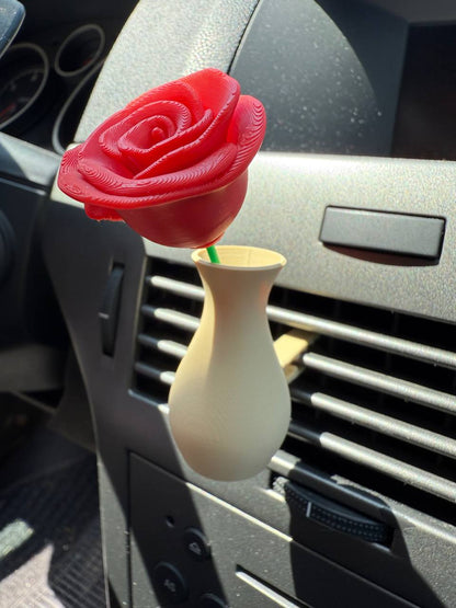 Mini Autós Váza Rózsával – 3D Nyomtatott Dekoráció a Szellőzőre